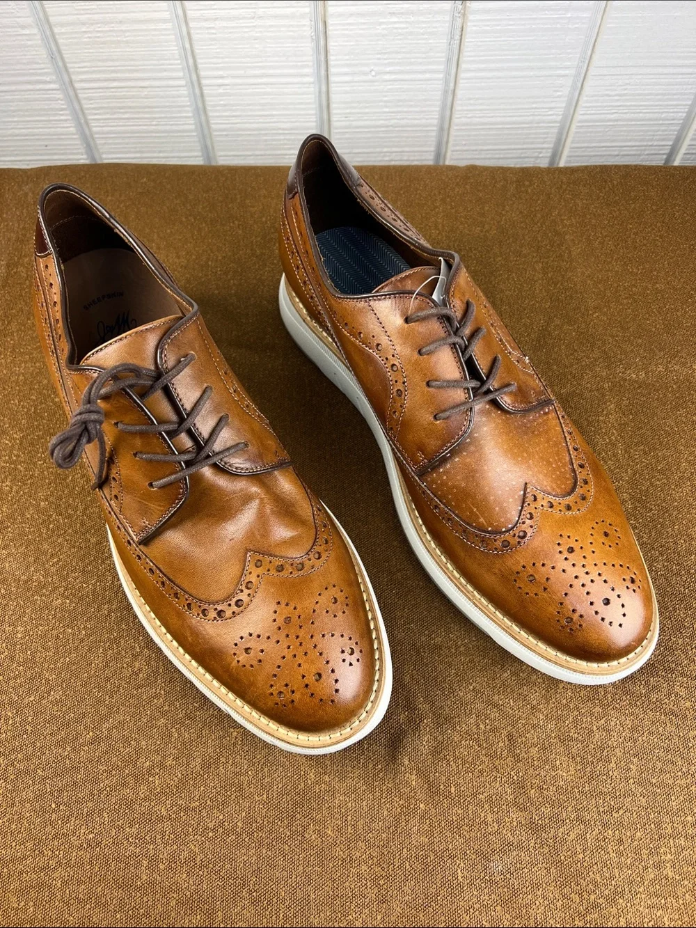 SAMPLE Johnston & Murphy Brown Leather Wingtip Oxfords with White Sole
